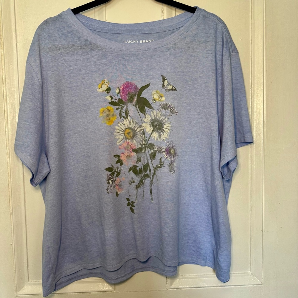 Lucky Brand Light Blue Floral Graphic Tee - Size XXL